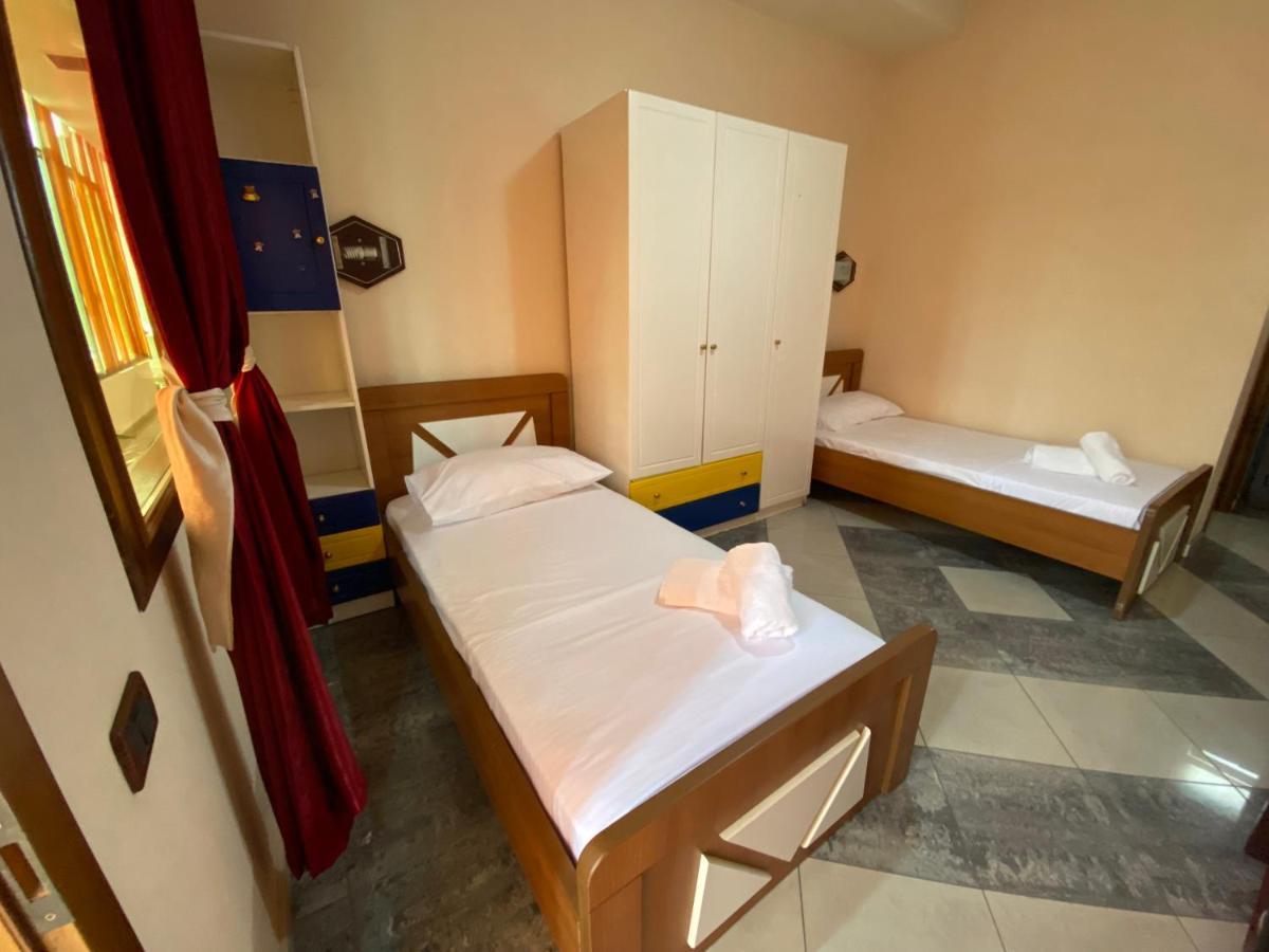 Hotel W Bush Square Fushe-Kruje Екстериор снимка